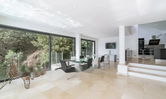 Недвижимость Maison Cannes: 16