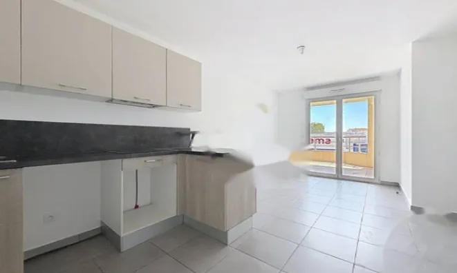 Недвижимость Apartment La Bocca: 4