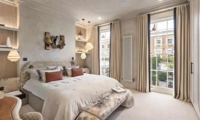 Недвижимость Lamont Road: 12