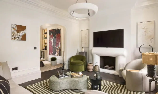 Недвижимость Lamont Road: 14