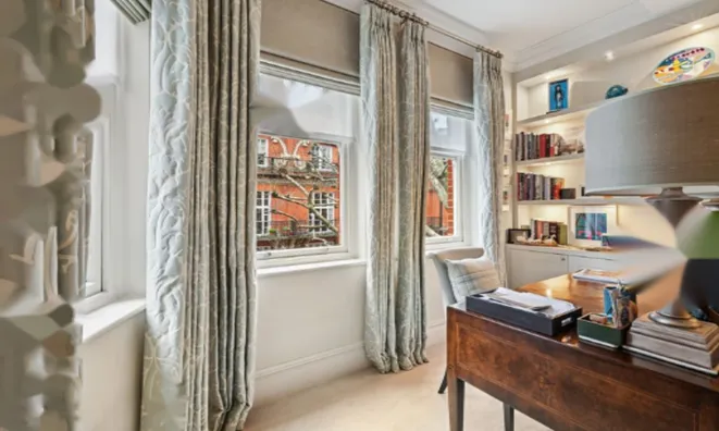 Недвижимость Cheyne Court: 1