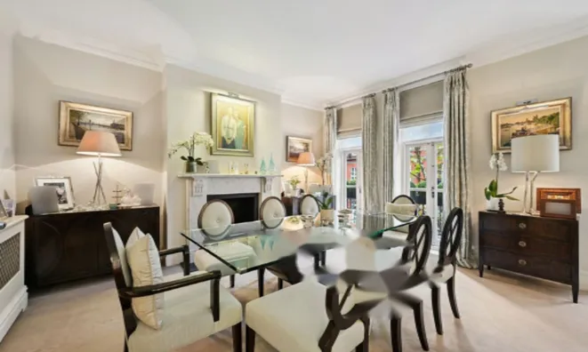 Недвижимость Cheyne Court: 12