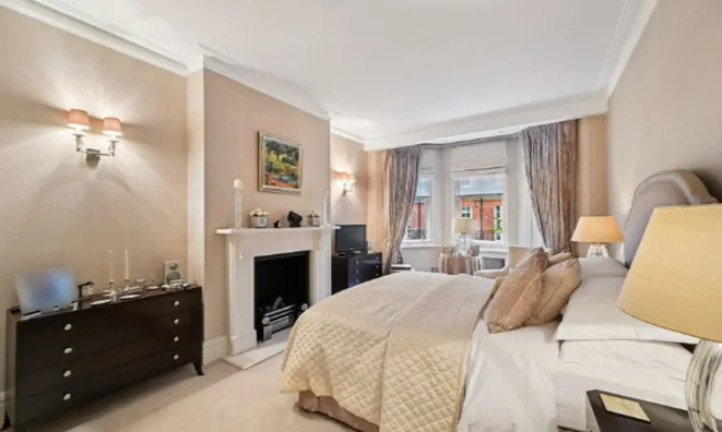 Недвижимость Cheyne Court: 16