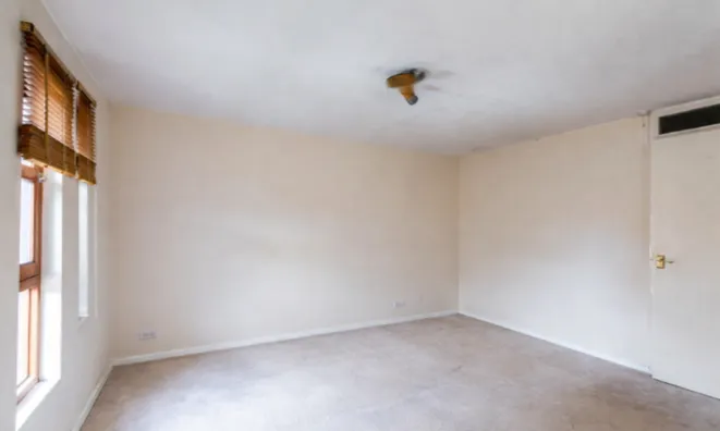 Недвижимость Moreton Street: 1