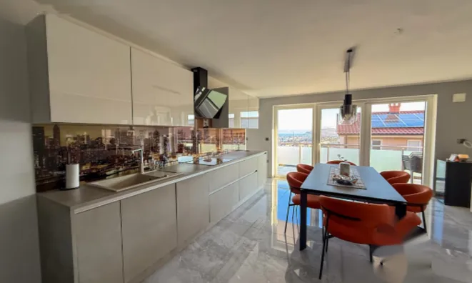 Недвижимость Четырехкомнатная квартира в Новом Ягодье: 6