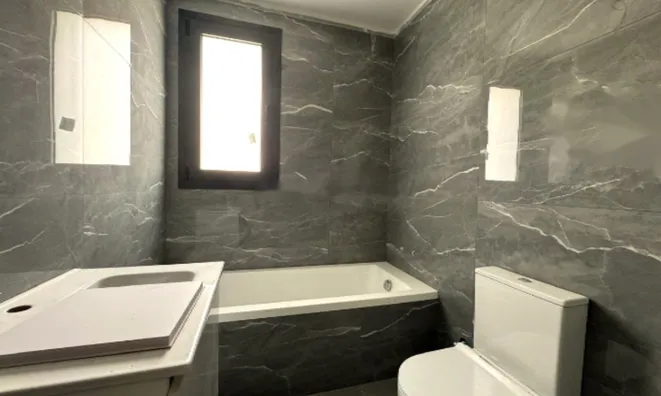 Недвижимость 3 Bedroom Penthouse For Sale in City Center, Limassol: 10