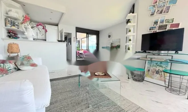 Недвижимость Apartment La Bocca: 4