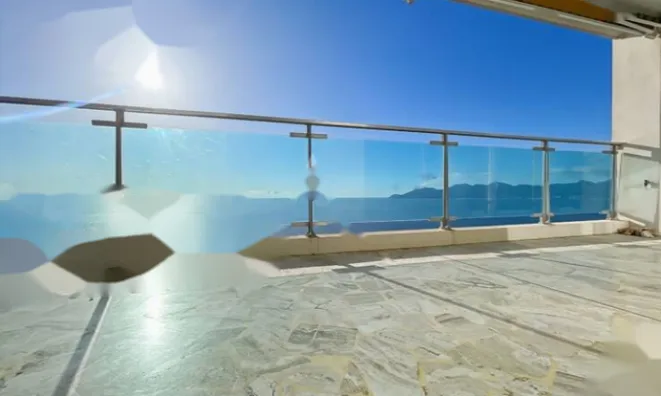 Недвижимость Apartment Croix des Gardes: 1