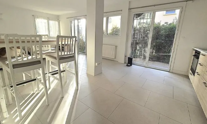 Недвижимость Apartment Carnot Cannes: 4