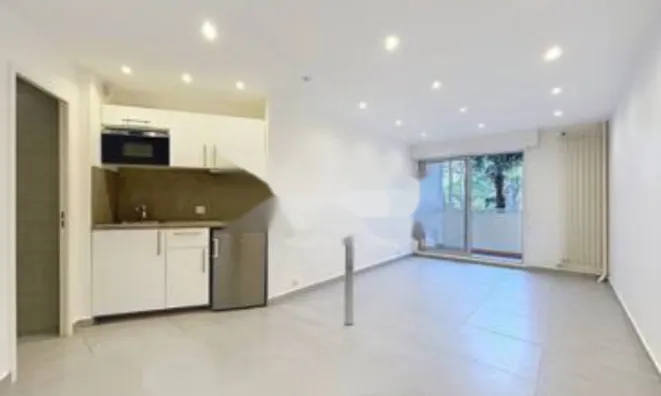 Недвижимость Apartment Marina La Roubine: 2