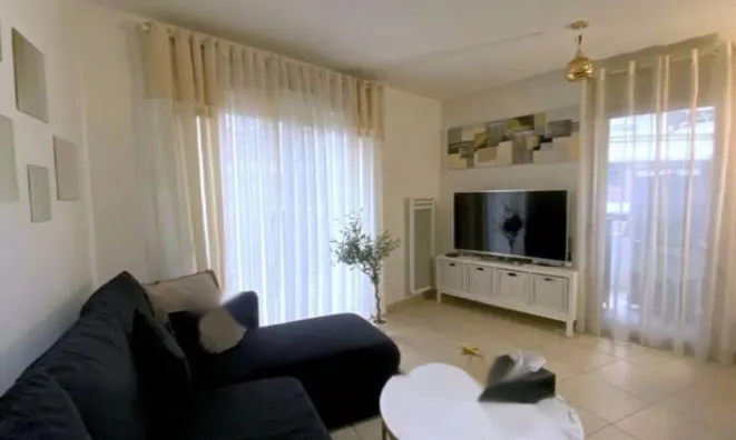 Недвижимость Apartment La Bocca: 1