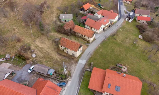 Недвижимость Дом в районе Дальне Жниве: 11