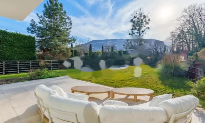 Недвижимость Bifamiliar house 6 rooms: 4