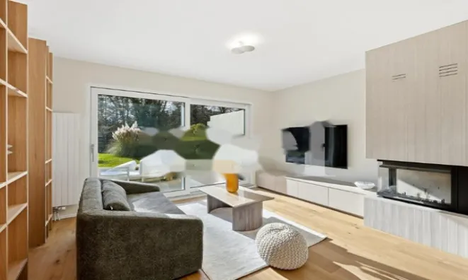 Недвижимость Bifamiliar house 6 rooms: 6