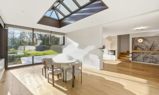 Недвижимость Bifamiliar house 6 rooms: 9