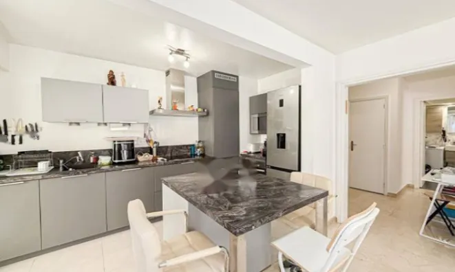 Недвижимость Apartment Carnot Cannes: 13