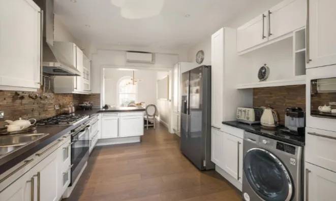 Недвижимость Cheyne Place: 10