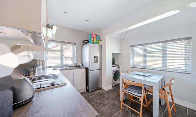 Недвижимость Selbie Avenue: 2