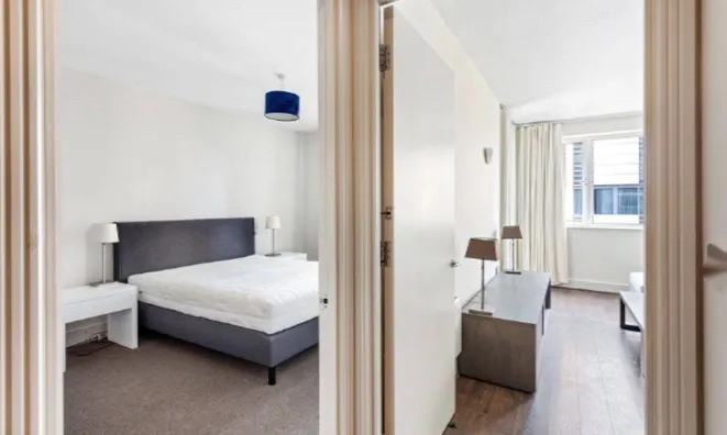 Недвижимость Mansell Street: 2