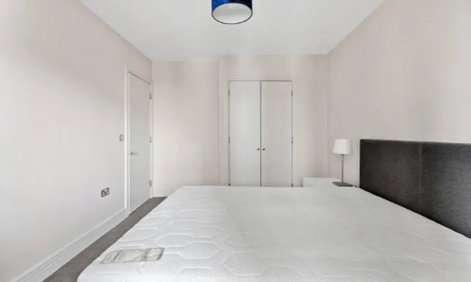 Недвижимость Mansell Street: 6