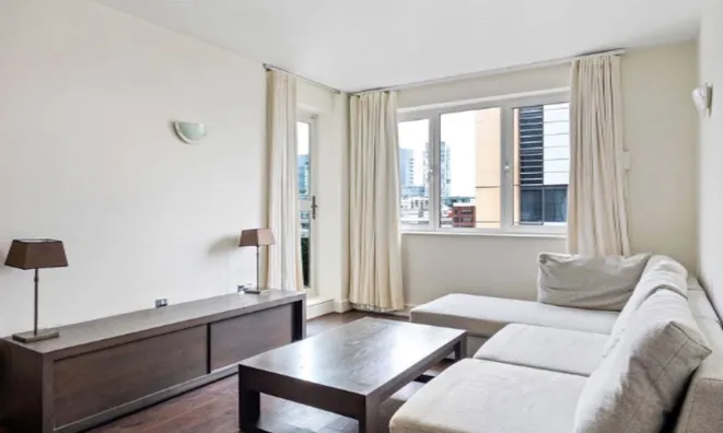 Недвижимость Mansell Street: 7