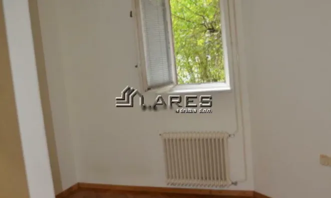 Недвижимость Квартира, 3 комнаты, Центр: 12