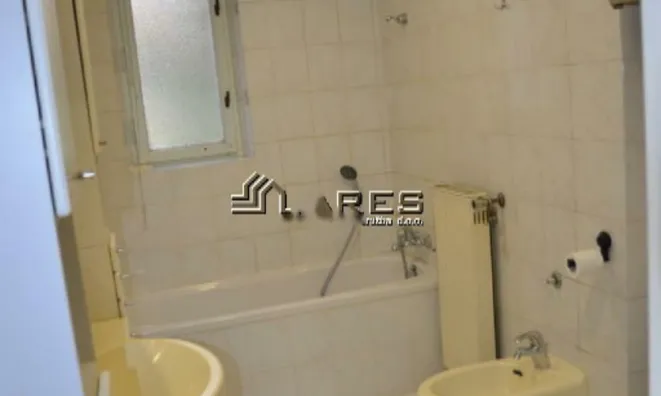 Недвижимость Квартира, 3 комнаты, Центр: 18