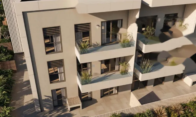 Недвижимость Четырехкомнатная квартира Лог: 9