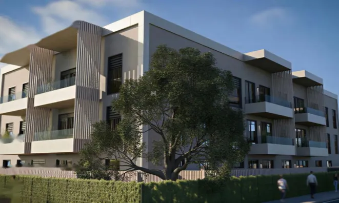 Недвижимость Четырехкомнатная квартира Лог: 11