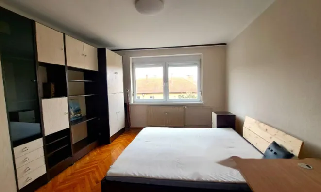 Недвижимость Трёхкомнатная квартира Савско: 3