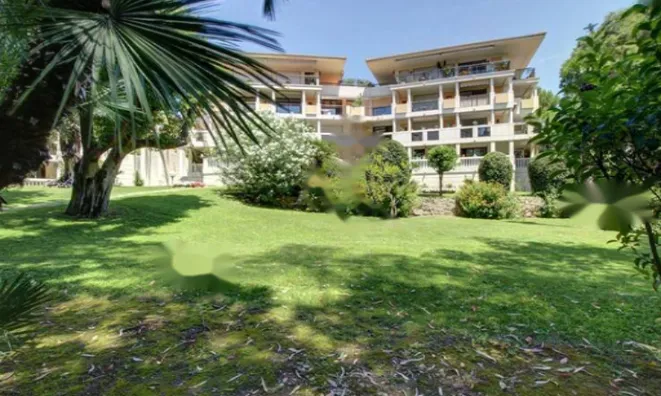 Недвижимость Apartment Carnot Cannes: 1