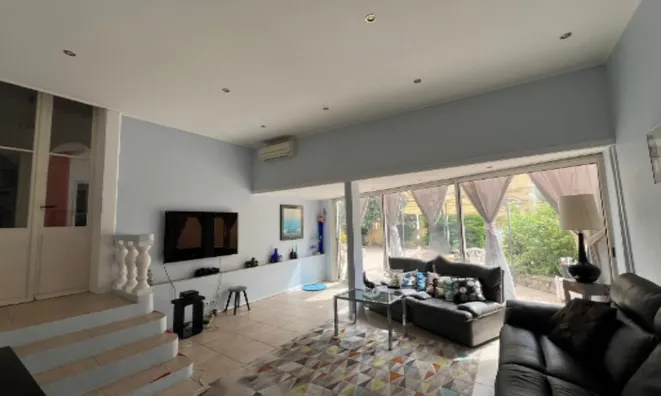 Недвижимость Hôtel Petit Juas: 2