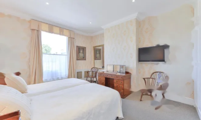 Недвижимость Elm Park Road: 5