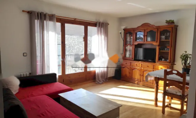 Недвижимость Apartment for sale with 2 bedrooms, parking and storage in El Tarter: 3