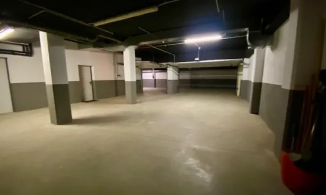 Недвижимость Luxury duplex with garden and private garage: 11