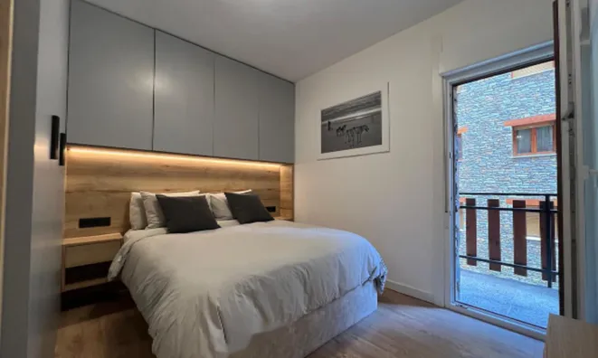 Недвижимость Apartment for sale in Arinsal, 2 bedrooms: 8