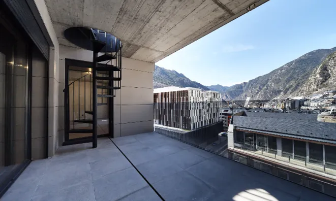 Недвижимость Penthouse for sale in Andorra la Vella, 3 bedrooms: 41