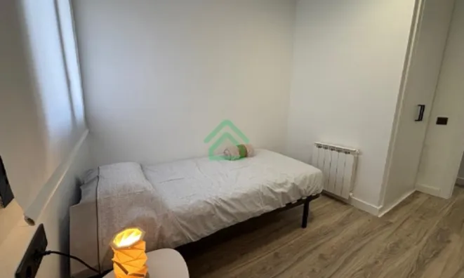 Недвижимость 3-bedroom apartment plus 3 auxiliary rooms for sale in Encamp: 17