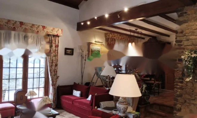 Недвижимость Impressive chalet on La Comella Road: 1