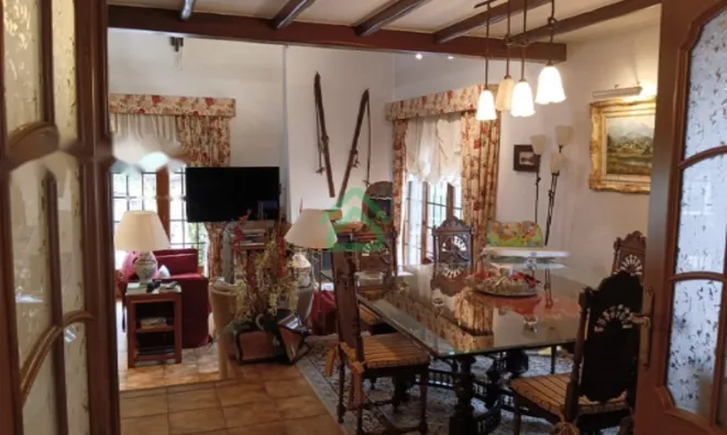 Недвижимость Impressive chalet on La Comella Road: 7