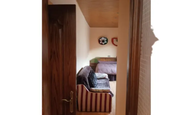 Недвижимость Impressive chalet on La Comella Road: 28