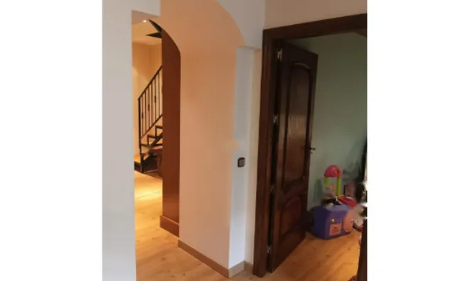 Недвижимость Impressive chalet on La Comella Road: 31