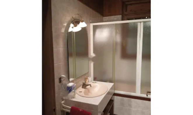 Недвижимость Impressive chalet on La Comella Road: 39