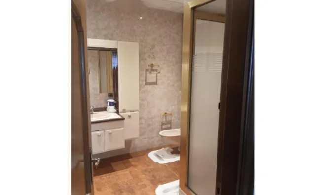 Недвижимость Impressive chalet on La Comella Road: 40