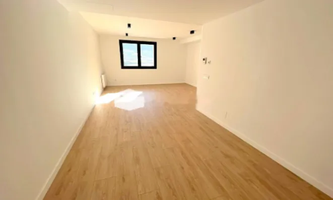 Недвижимость New duplex in Andorra la Vella: 2