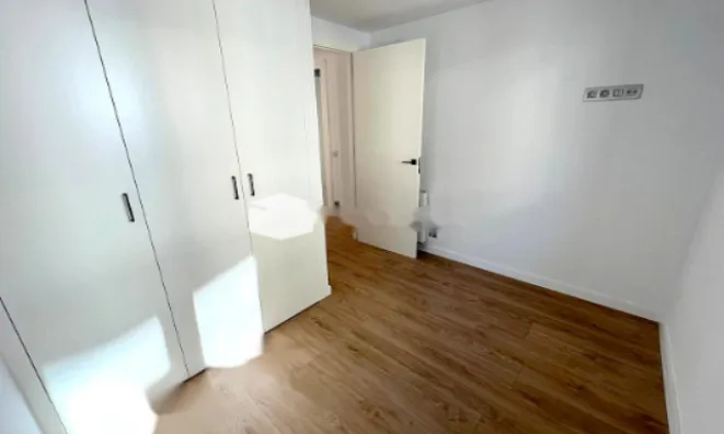 Недвижимость New duplex in Andorra la Vella: 13