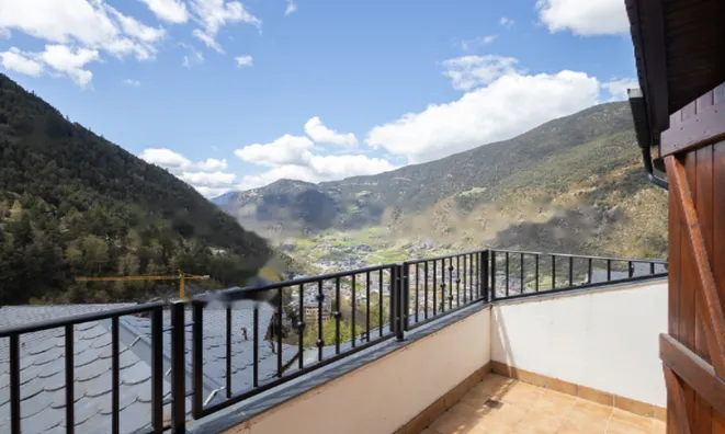 Недвижимость Chalet for sale in Encamp with 4 bedrooms: 30