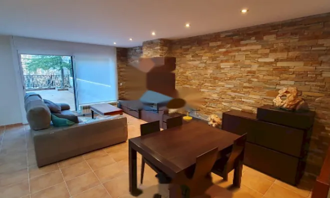 Недвижимость Magnificent 4-bedroom townhouse in La Comella, Andorra la Vella: 1