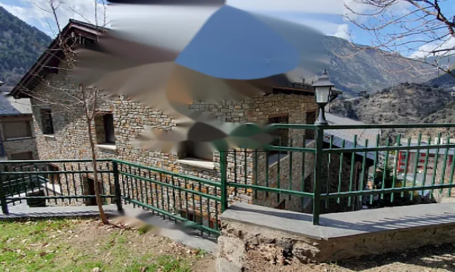 Недвижимость Magnificent Chalet on Carretera d'Engolasters, Escaldes Engordany: 3