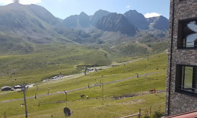 Недвижимость Rustic townhouse for sale in Pas de la Casa: 2